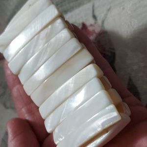White Capiz Shell Expansion Bracelet